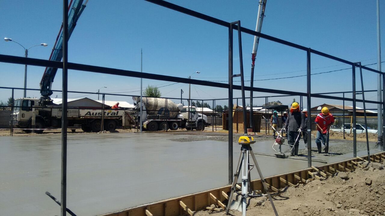 Multicancha y áreas verdes Requinoa